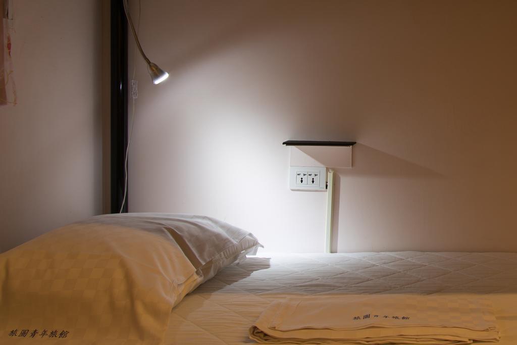 Pathways Hostel Kaohsiung Extérieur photo