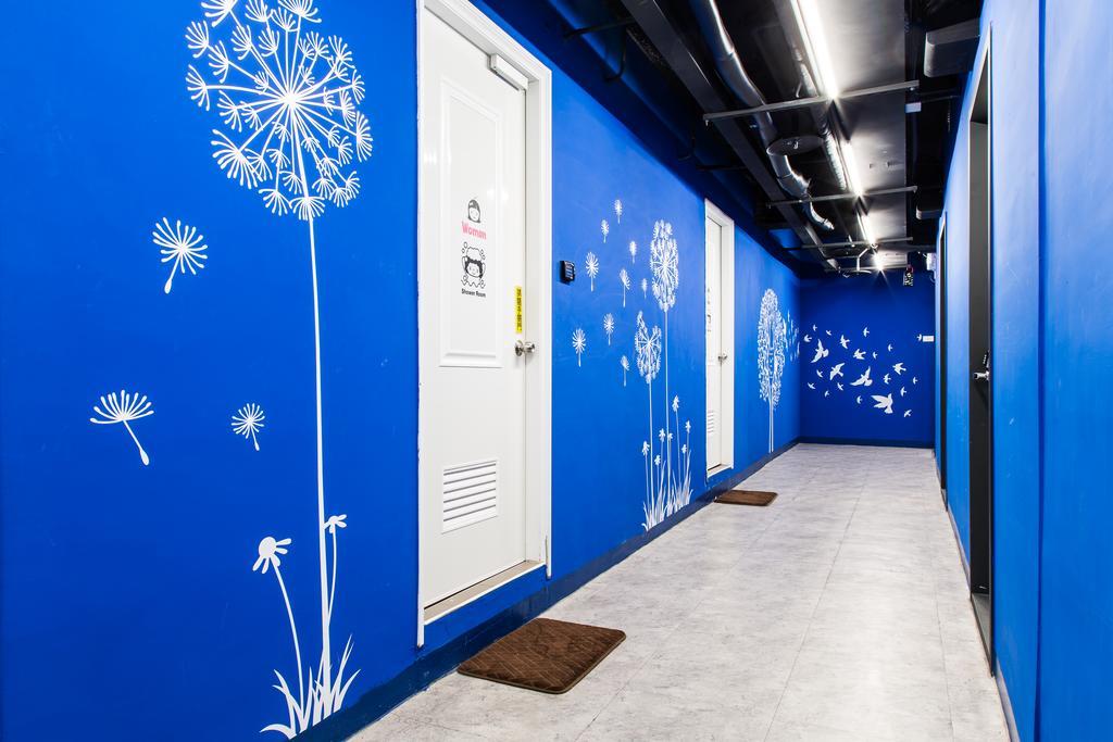 Pathways Hostel Kaohsiung Extérieur photo