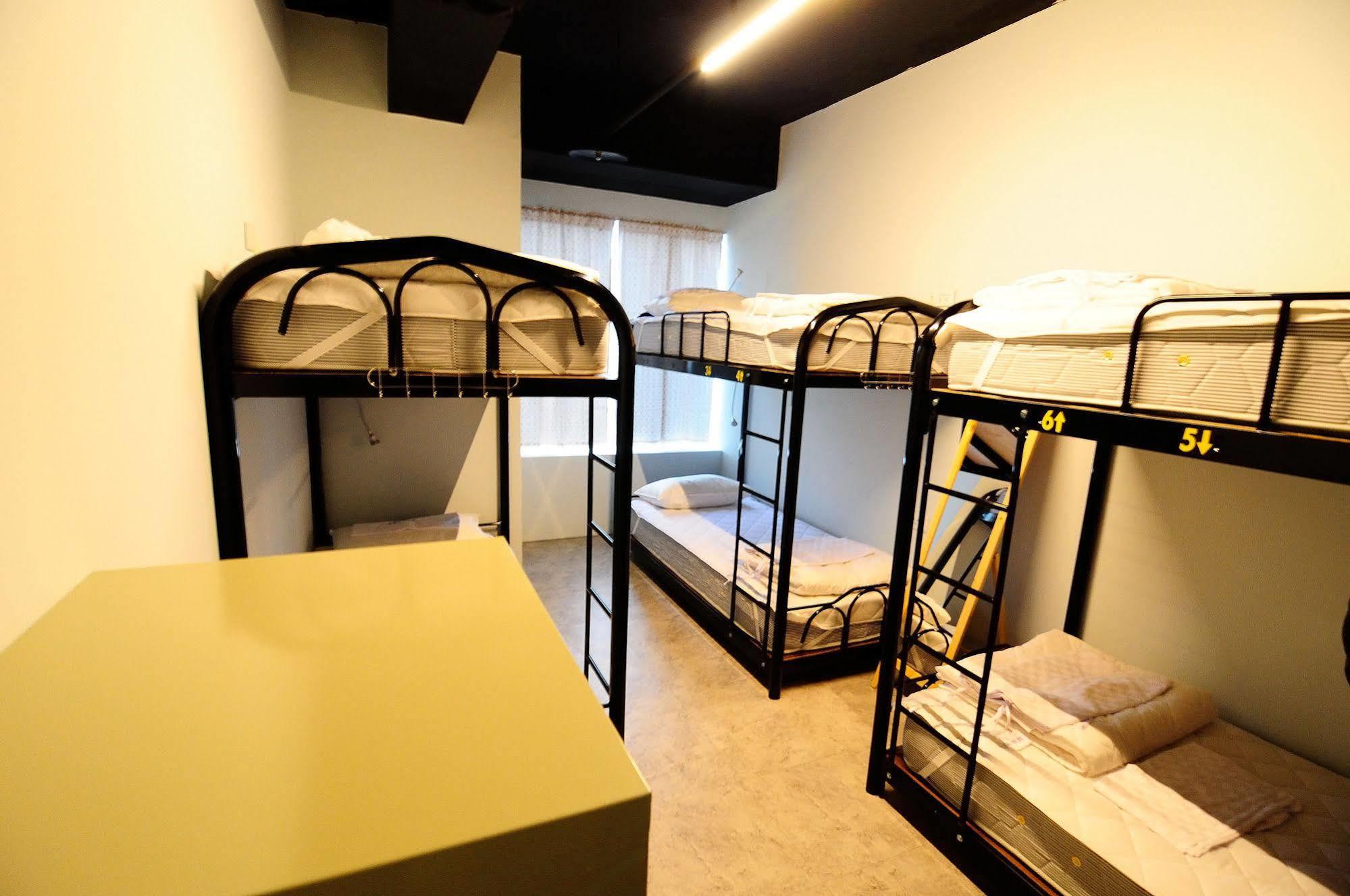 Pathways Hostel Kaohsiung Extérieur photo